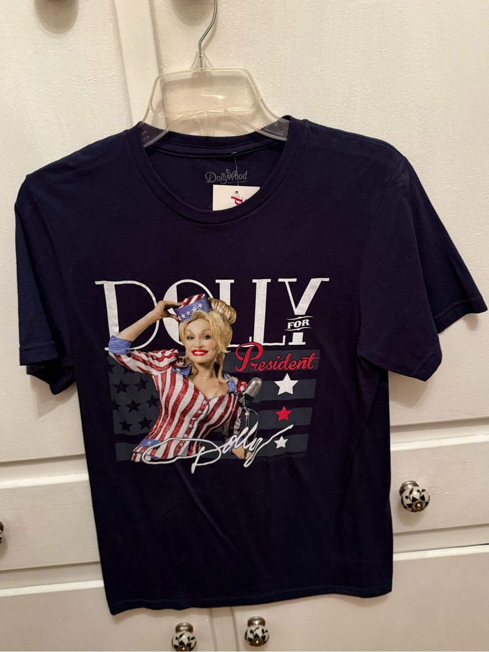 DollyWood “Dolly for President” Navy Graphic Tee Small - Picture 2 of 5
